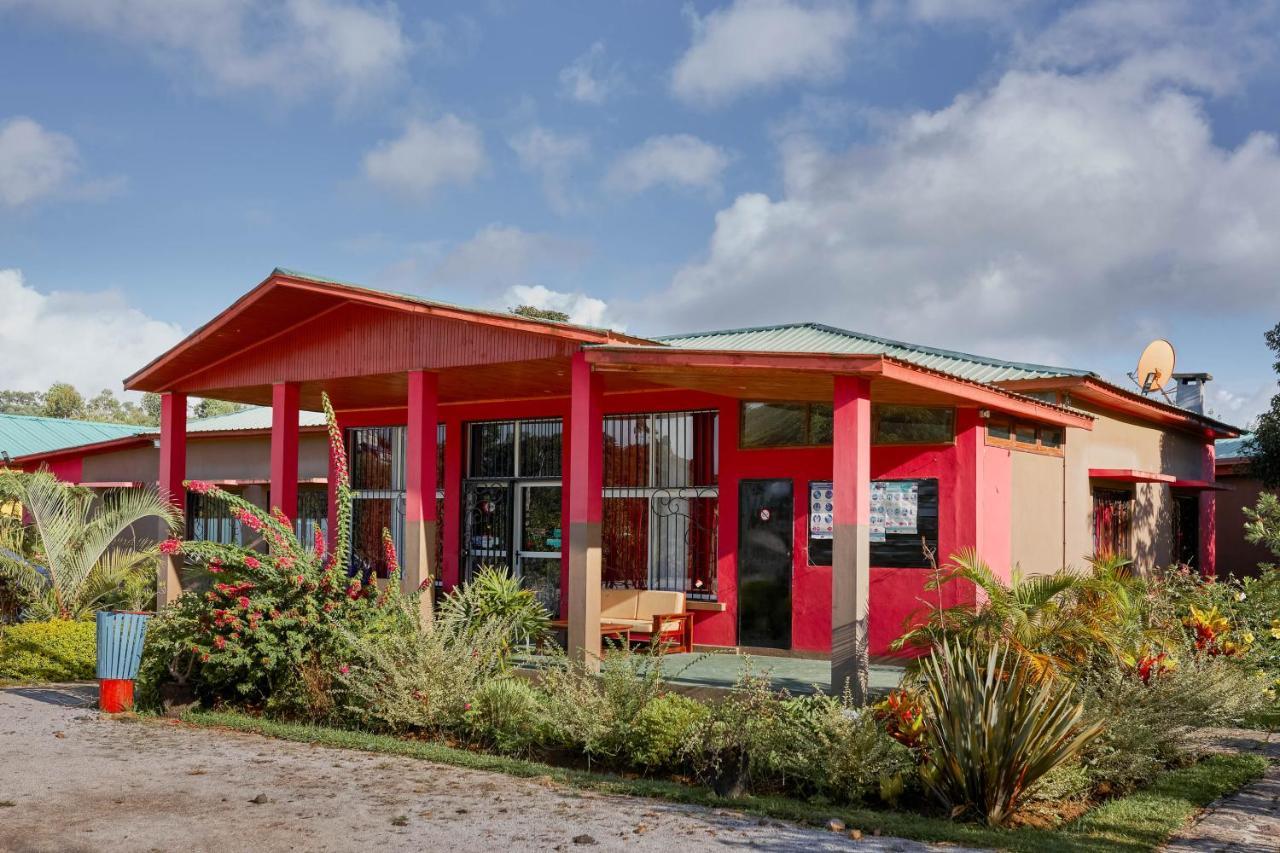 Andasibe Lemurs Lodge Экстерьер фото
