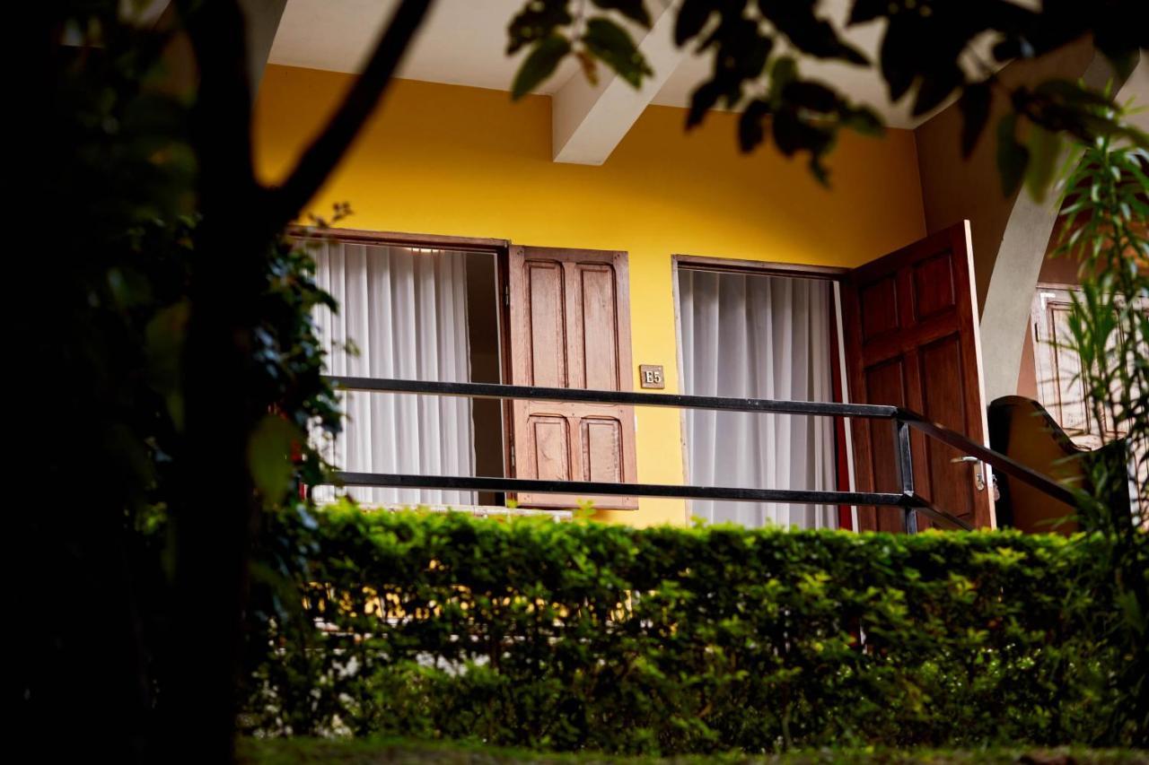 Andasibe Lemurs Lodge Экстерьер фото