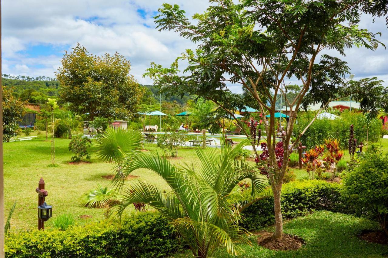 Andasibe Lemurs Lodge Экстерьер фото
