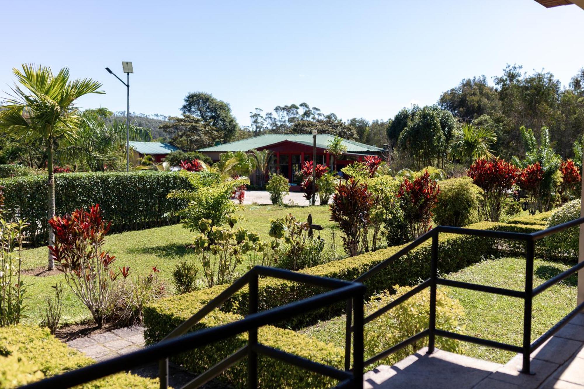 Andasibe Lemurs Lodge Экстерьер фото