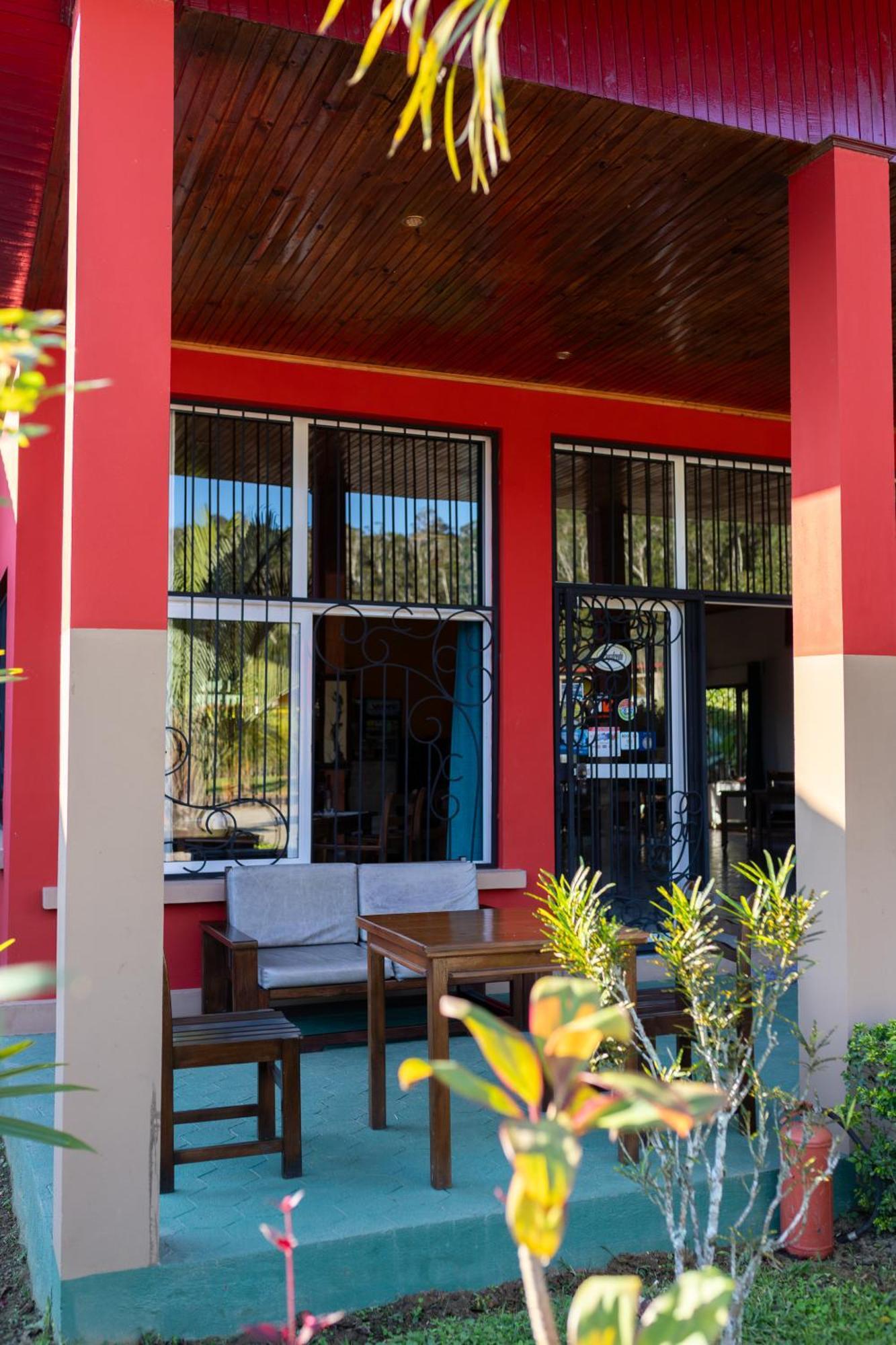 Andasibe Lemurs Lodge Экстерьер фото